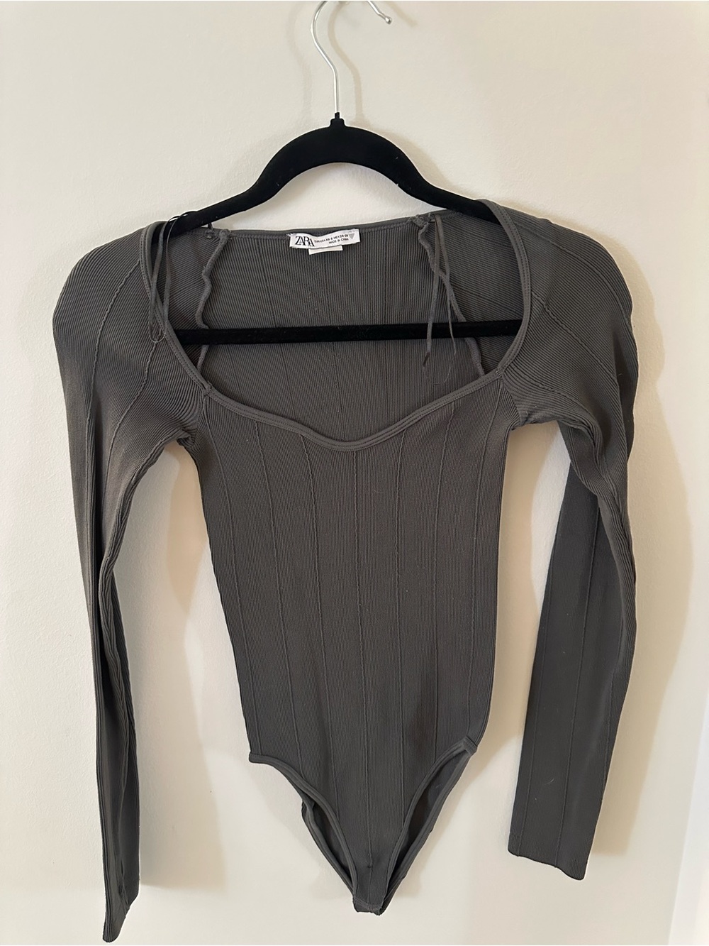 ZARA Olive Ribbed Long-Sleeve Scoop Neck Bodysuit